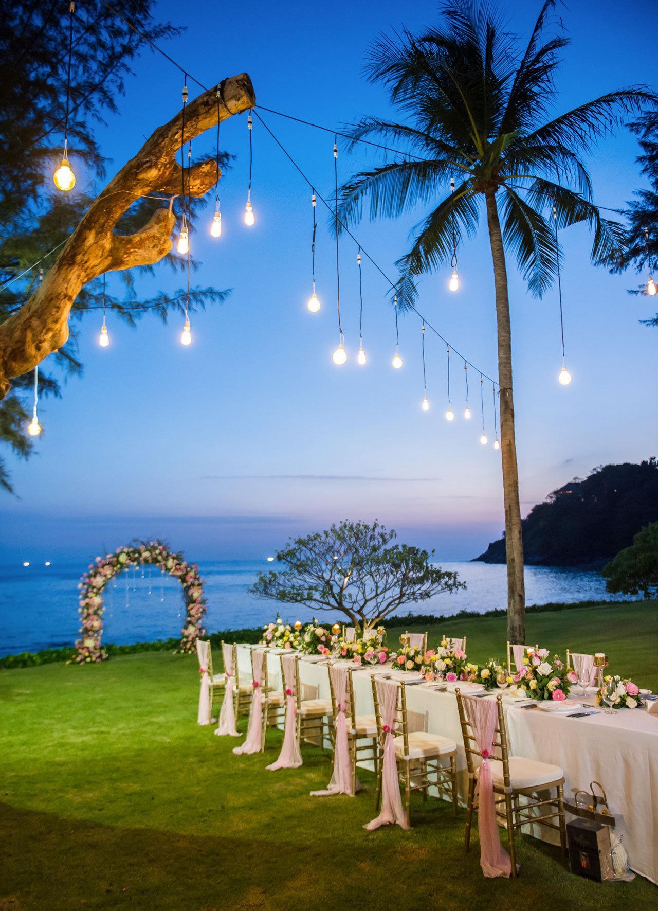 全球婚礼目的地探路：NAKA，悬空在半山腰上的透明火柴盒