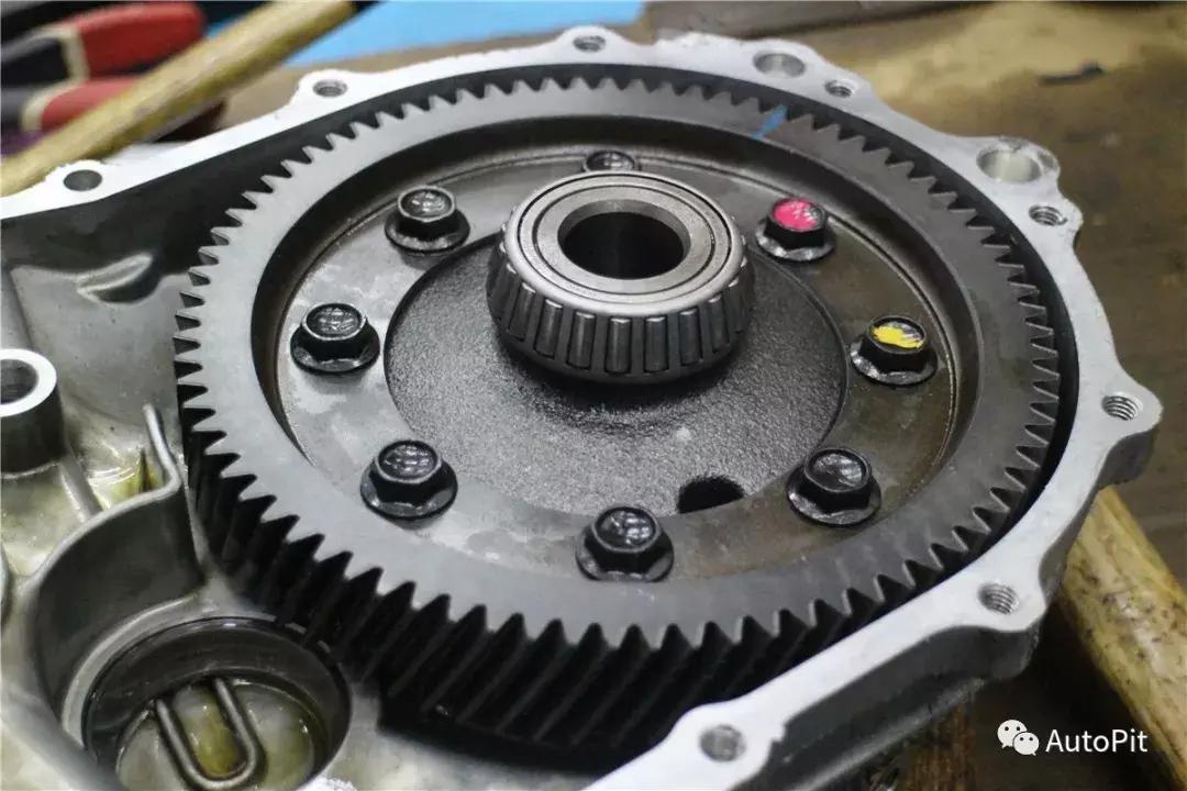 铃木雨燕小钢炮汽车,铃木雨燕运动高性能版