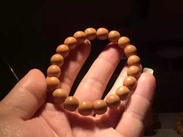 橄榄核跟猴头核桃哪个值得玩,猴头和紫金鼠哪个值得盘玩