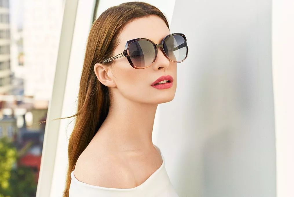 镜都惠眼镜9.9元买一送一,配镜特惠99元一副