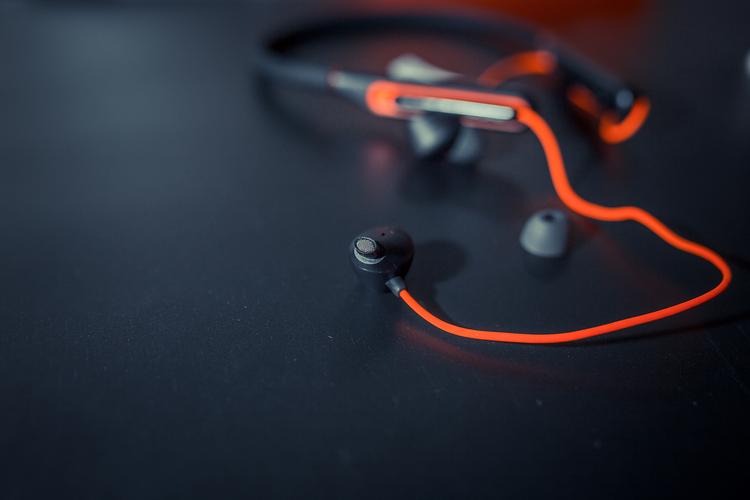 万魔蓝牙耳机评价,万魔的电竞耳机为什么买不到了