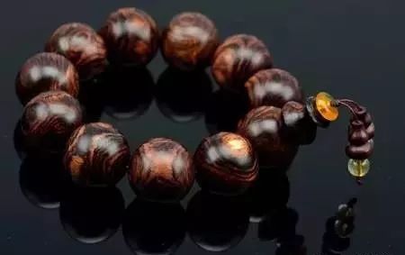 紫砂手串适合什么人,青皮子手串什么人不适合