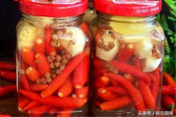 自制腌辣椒长毛了还能吃吗,腌辣椒为什么要用醋