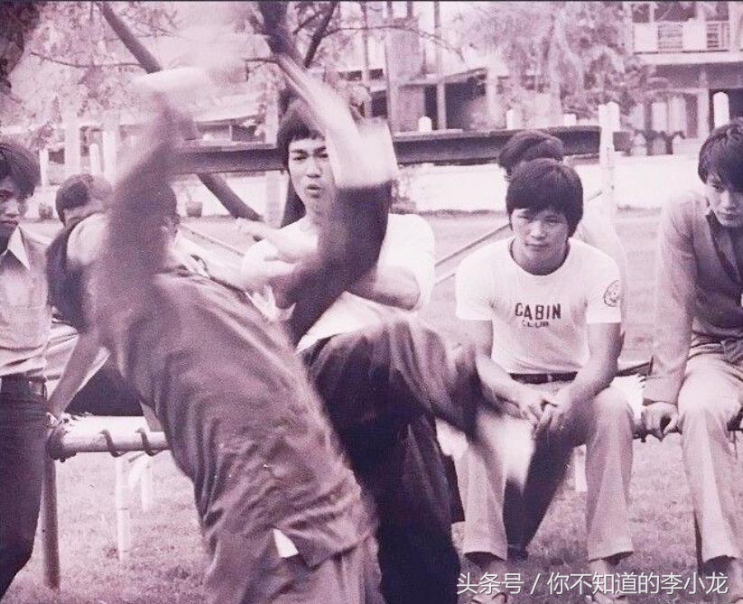 梁小龙谈李小龙暴揍空手道冠军,梁小龙和李小龙切磋