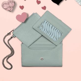 michaelkors让谁收购,michaelkors近况