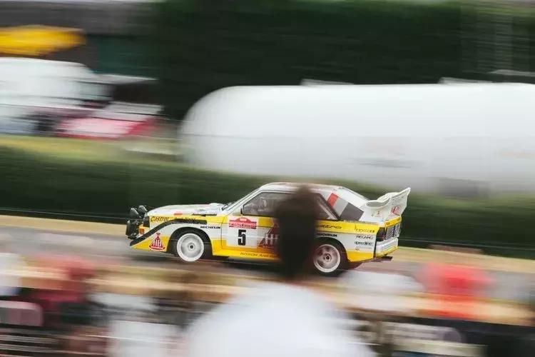 跑得快用fast还是quick,quick和fast的区别是什么