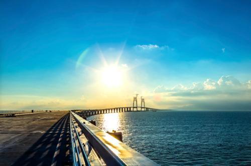 适合打卡一日游的海边,蓝天拥抱大海旅游攻略