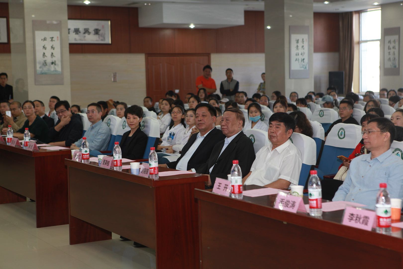 河北省中医院胎记疤痕科,河北省中医院胎记疤痕患者救助