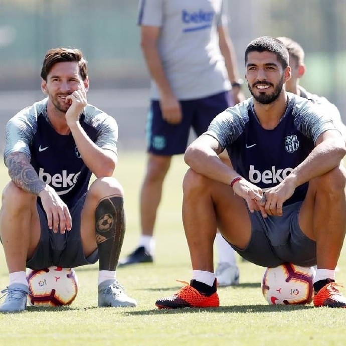 巴萨史上最强队徽,巴萨趣事