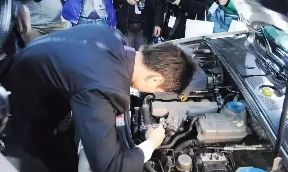 法系thp1.6t发动机烧机油怎么解决,ea888发动机烧机油根治