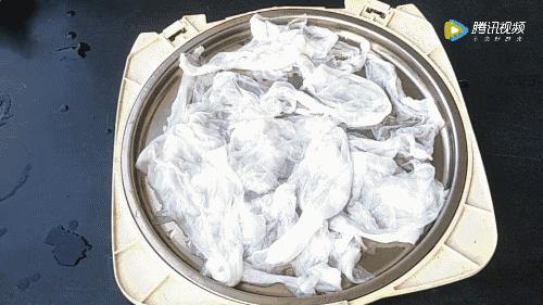 用了那么多年的电饭煲都白用了,用了2年电饭锅有膜