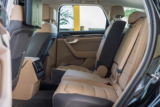 与奥迪q7同平台的大众suv,全新一代途锐即将北京首发高清