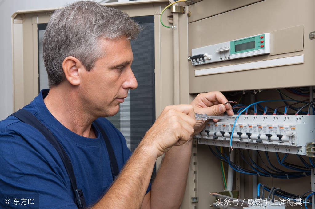 怎么根据电流大小选择塑壳断路器,断路器电流大小怎么选
