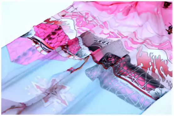 北京冬奥会特许商品首个新品上市日恰逢国庆黄金周