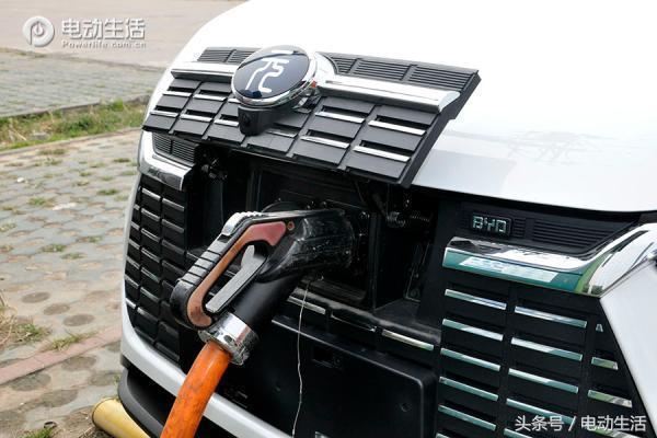 深度试驾元EV360最高配*力暴**小钢炮