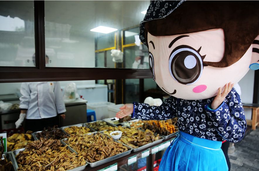 阳澄湖旅游吃大闸蟹民宿,沙家浜景区芦花湾住宿