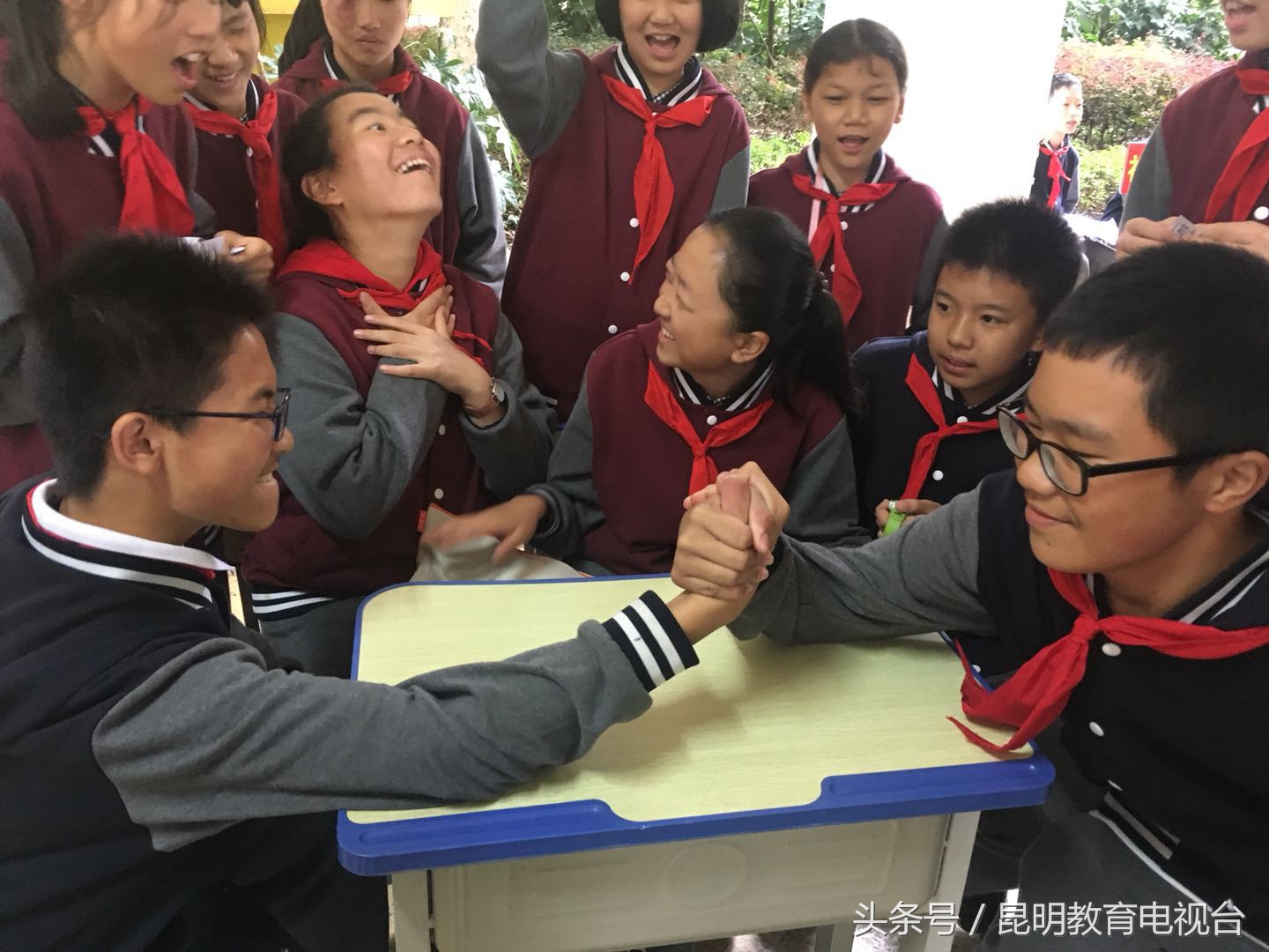昆一中西山学校篮球赛,西山学校2019年运动会
