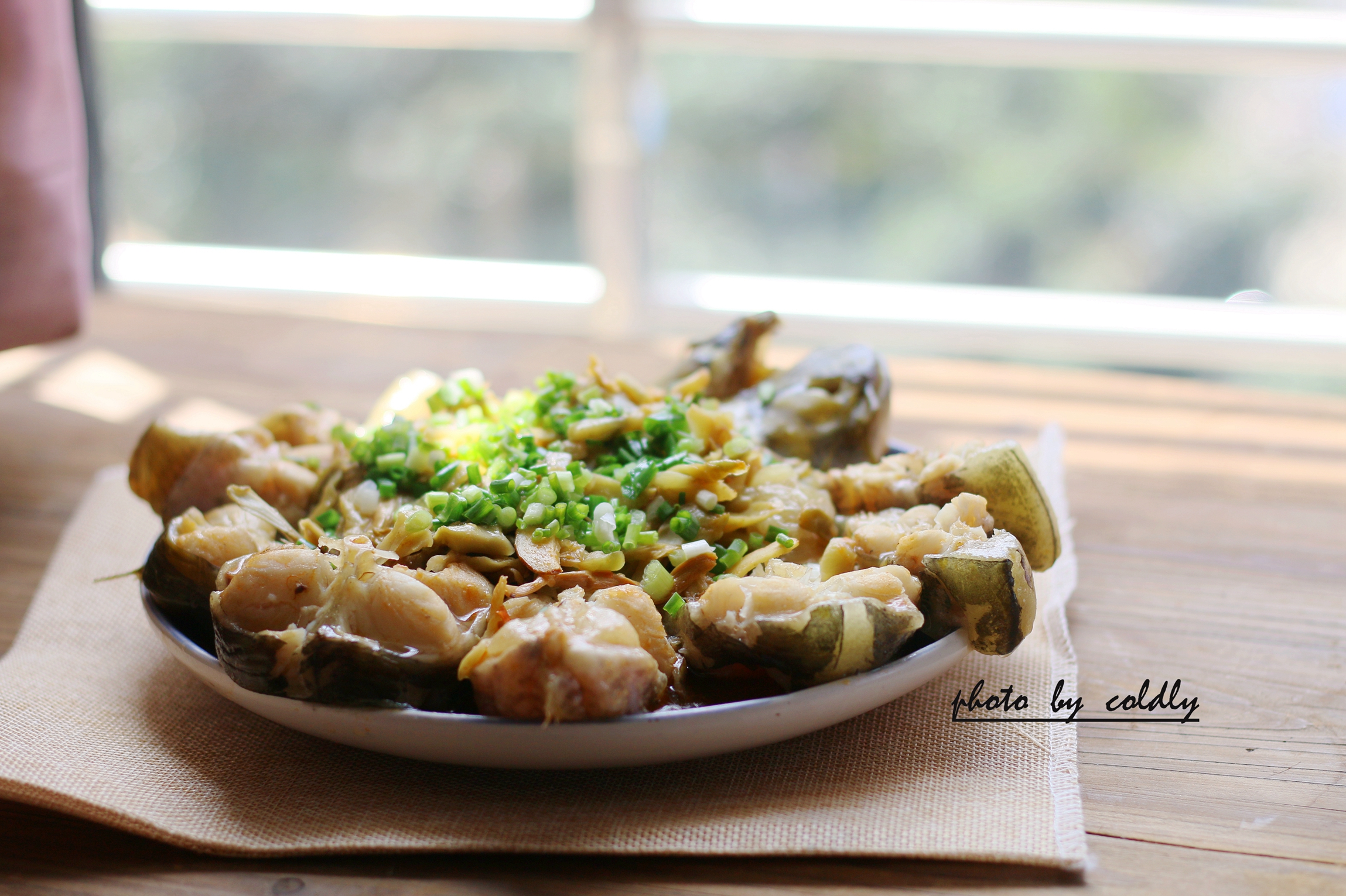 鱼身上的粘液粘衣服上怎么去除,如何去除粘液鱼身上的粘液