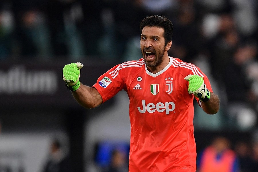 吉安路易吉布冯十大扑救,吉安路易吉布冯动作