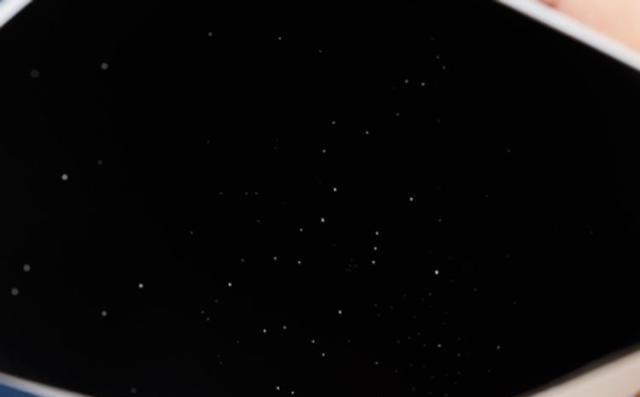 揭秘：国庆放假第一天，就把漂亮女友搞哭，他是怎么做到的