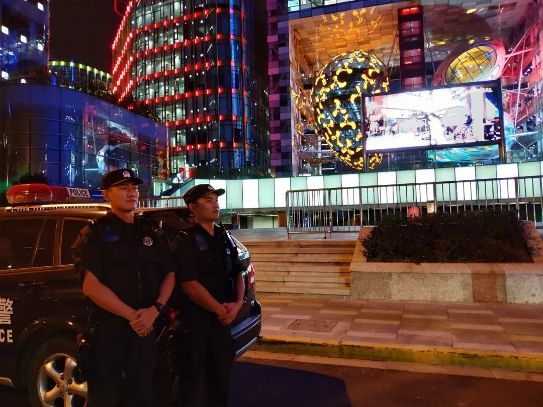 迎国庆为祖国母亲庆生,国庆我在岗用坚守致敬祖国