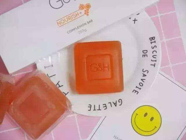 旅行必备的护肤品有哪些,旅行必备100个护肤品