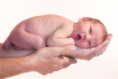 孕后期有这三个征兆，可能会早产！剖析原因早知道