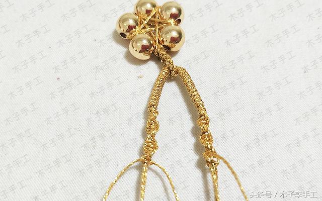 国庆节黄色五角星制作,五角星项链的编法