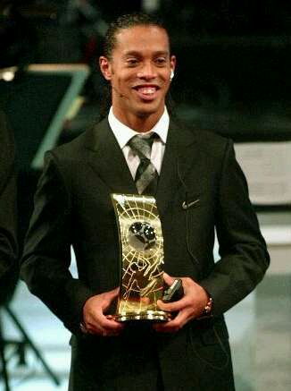 巴西著名的足球明星,足球明星前十名