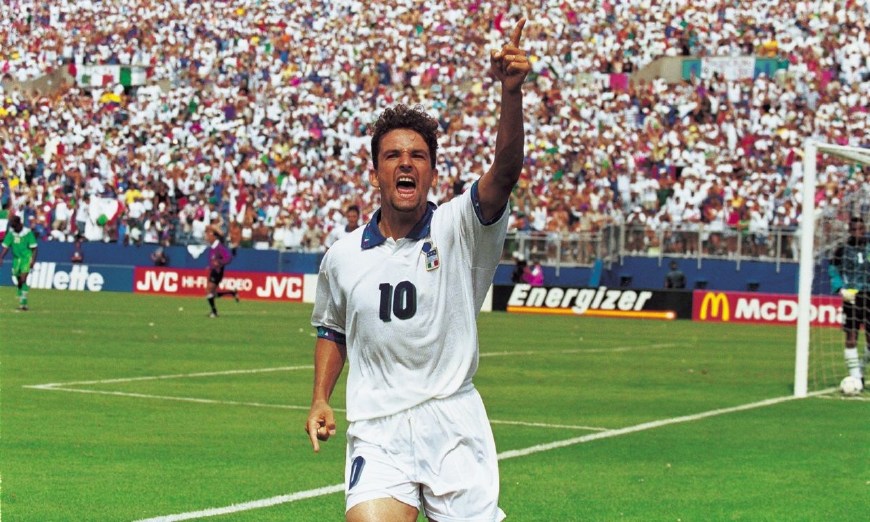 世界杯五大经典绝杀，两人带回大力神杯，最后一人却让足球蒙污