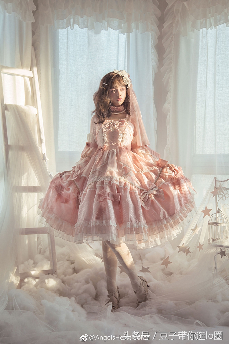 啥是正版洛丽塔裙子,平民女孩也能入的洛丽塔简约裙子