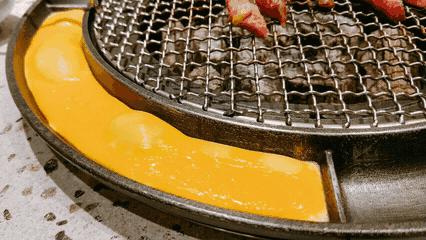 在太原能感觉在釜山街头吃烤肉,各种“芝士小吃”满屏食欲