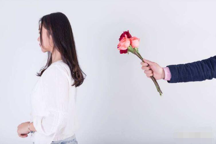 女人的绝情来自于新欢,女人的绝情还是男人的无情