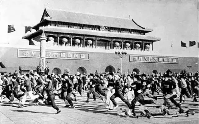 毛主席画像的诞生