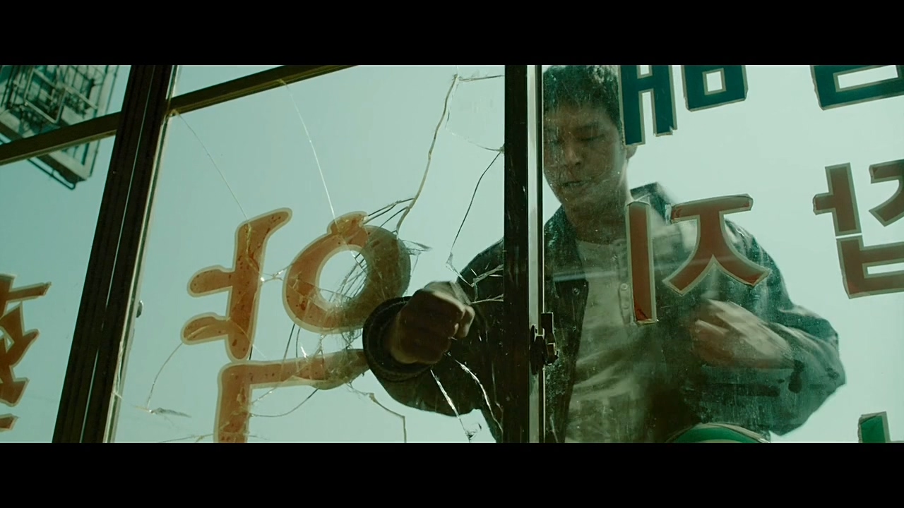 我把妹妹反锁在家，就出门喝酒去了：韩国电影无尿点系列