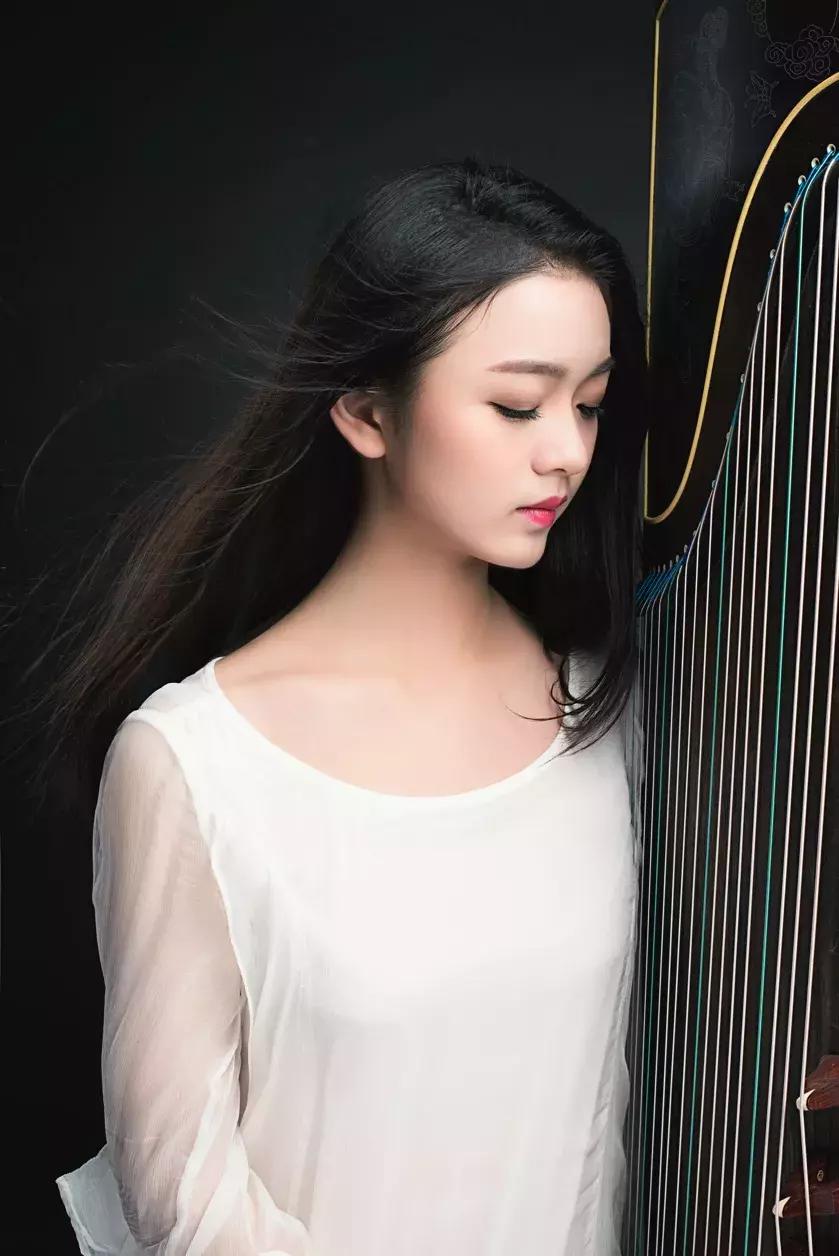 鐜夌珛浜涵鍜屼涵浜帀绔嬬浉鍚屽悧,鏉ㄨ嫅浜彜绛濋煶涔愪細