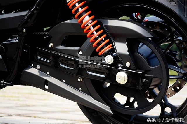 这不是你认识的哈雷试STREETROD750