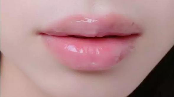 纹唇上色手法视频教程,纹唇如何快速上色技巧