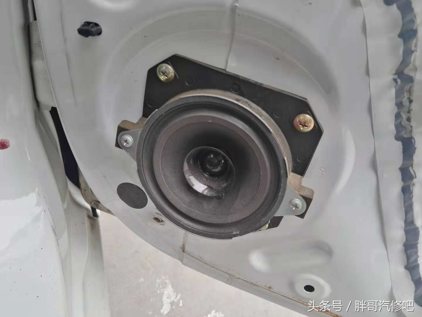 鑳栧摜姹借溅闅旈煶,鑳栧摜鍚屾闊冲搷