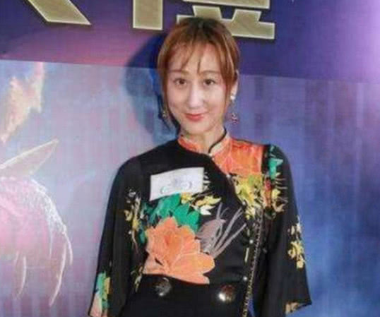 陈浩民妻子五年剖腹产生四胎，从不坐月子，如今开始出现后遗症