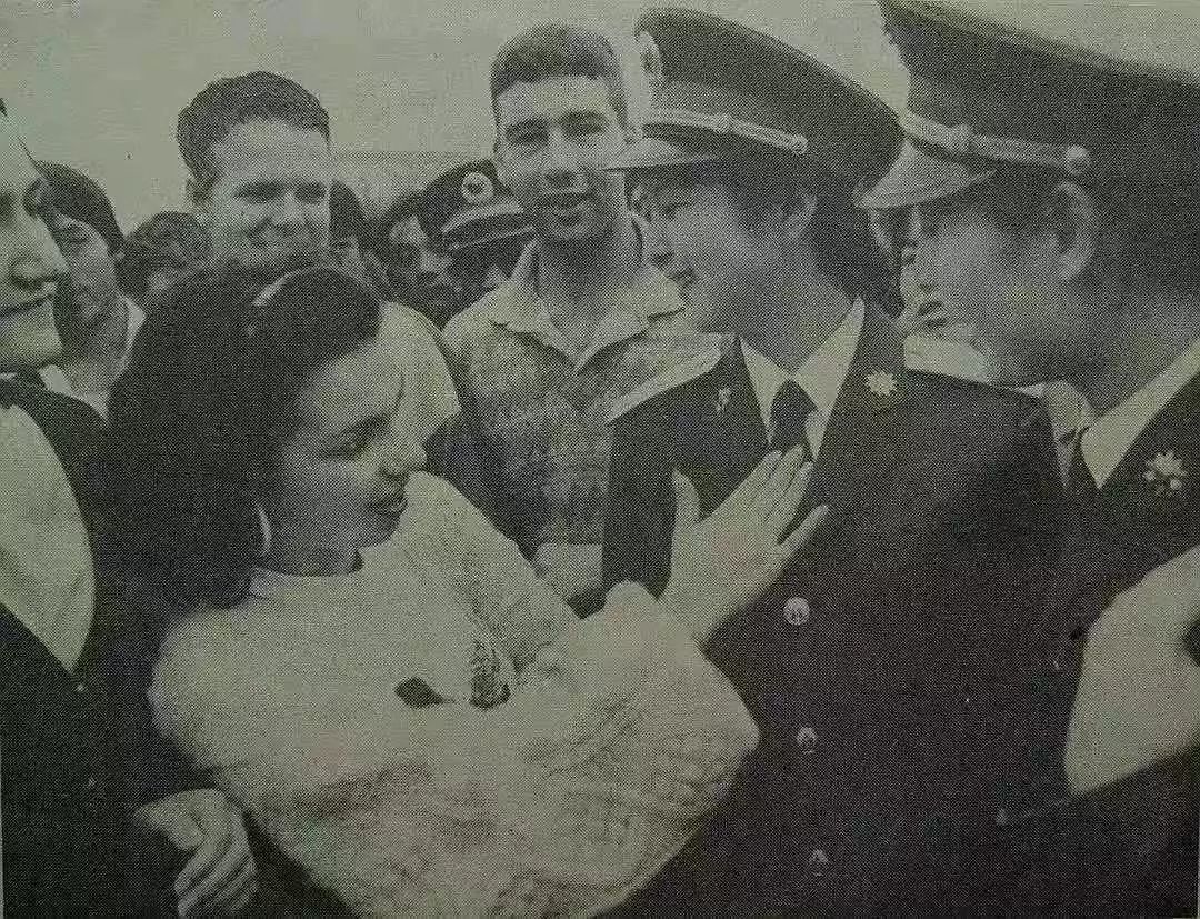 中国各种军衔的军装,60年代军衔制军装