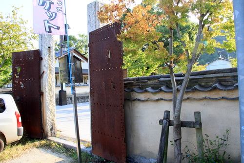 太宰治被囚禁哪一集,太宰治被关进国际监狱