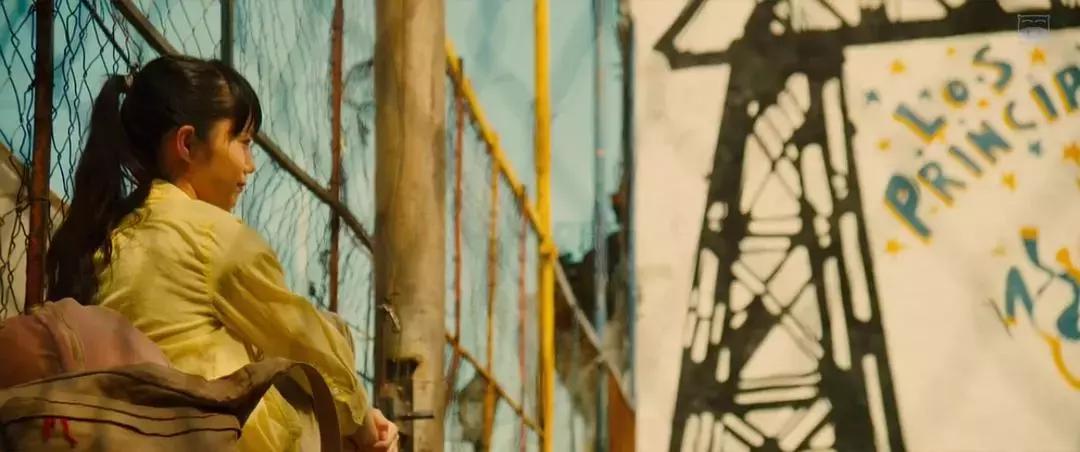 对象玩手机不理你时，怎么办？