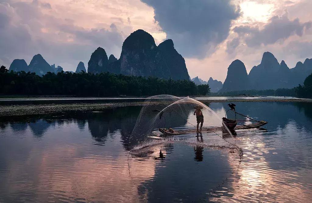 回头客最爱给“差评”的金牌老店，专卖薄过“冈本001”的……