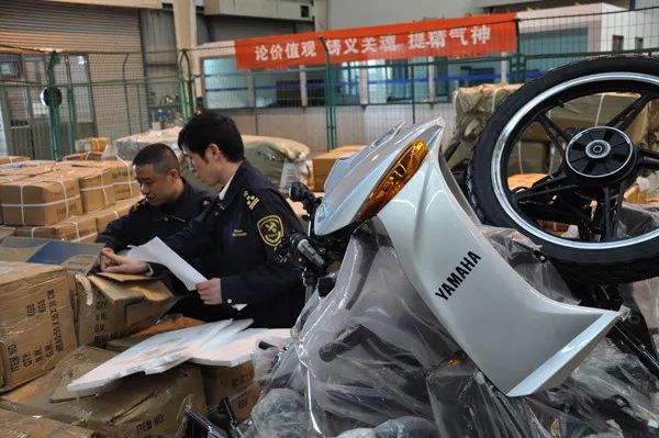 摩市巨变,未来谁主沉浮?