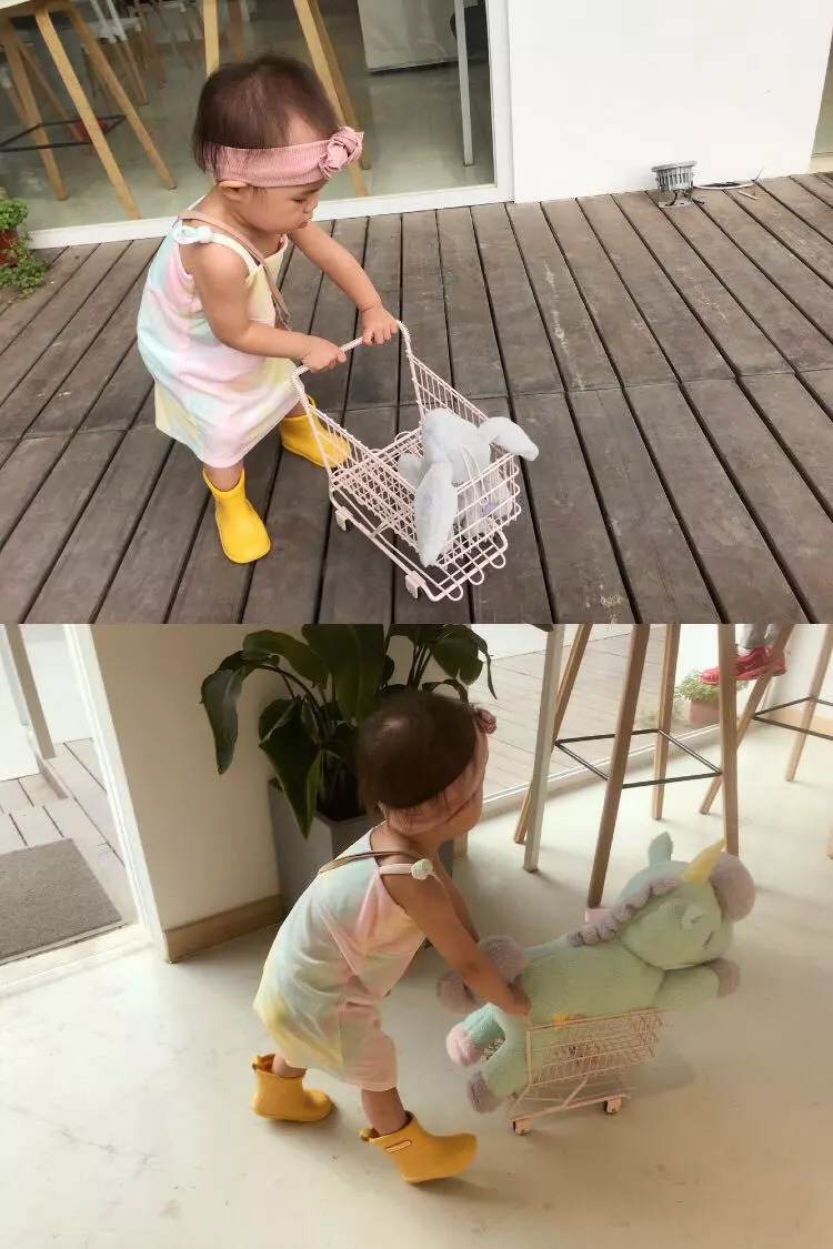 你“嗤之以鼻”的雨靴，其实是潮娃们最想要的礼物