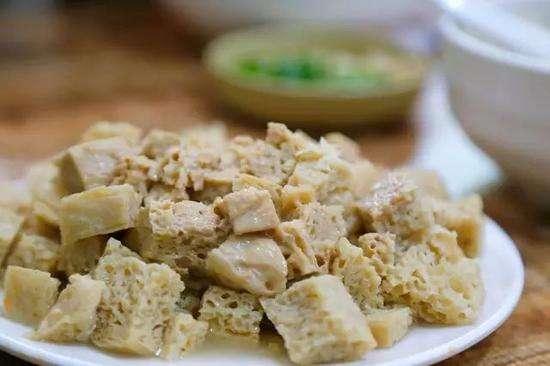 郑州哪家烩面吃着最带劲，医学院“杀人”烩面背后隐藏什么故事？