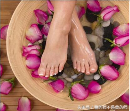 李师傅治疗脚气的视频,李医生治疗脚气视频