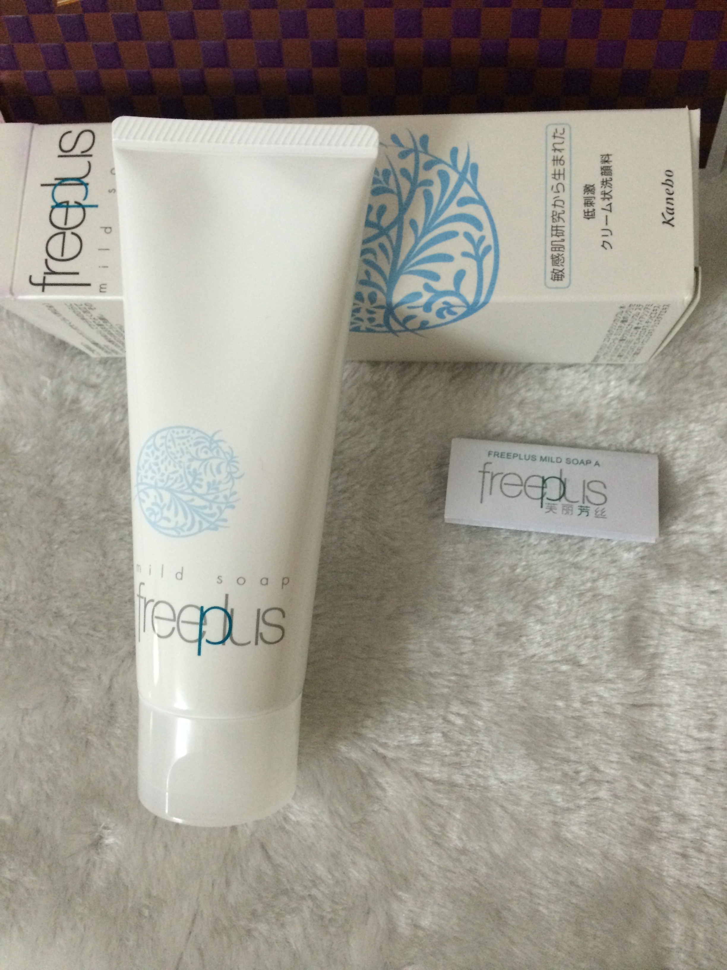 既能卸妆又能洁面的洗面奶推荐,爆款洗面奶深层清洁