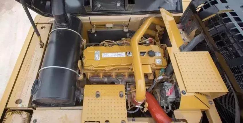 买二手挖机注意十大忠告,买二手挖机注意事项